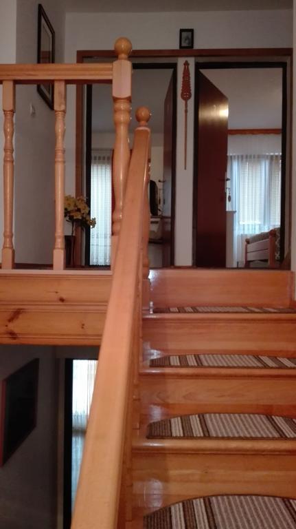 Guest House Adrijana Seliste Dreznicko Ngoại thất bức ảnh